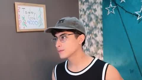 Aaron Ezequiel online show from January 16, 2026, 8:46 pm