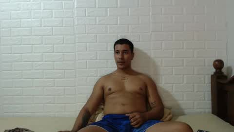 Snapshot of aaron_miller97 chatting on October 3, 2025, 4:48 pm Aaron Miller online show from October 3, 2025, 4:48 pm