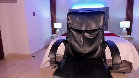 Aaron online show from January 14, 2025, 11:58 pm