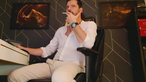 Aaron online show from February 16, 2025, 10:54 pm