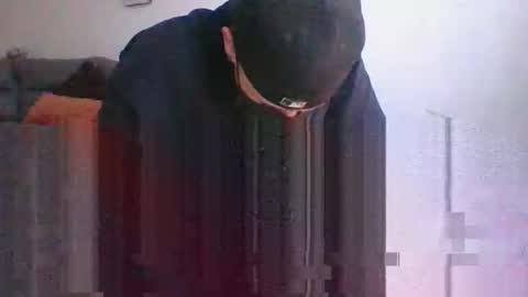 Snapshot of aaronm7907 chatting on October 19, 2025, 10:43 pm aaronm7907 online show from October 19, 2025, 10:43 pm