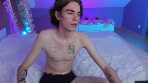 Snapshot of aataraxx chatting on January 6, 2025, 11:09 pm Fiona and Harry online show from January 6, 2025, 11:09 pm