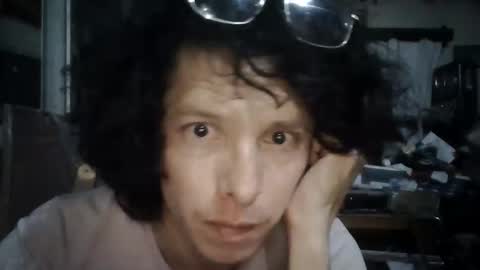 Snapshot of ab_fallenius chatting on November 3, 2025, 4:36 am Calle me Abe online show from November 3, 2025, 4:36 am