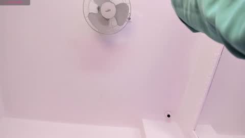 abbey_walker online show from February 26, 2026, 11:09 am