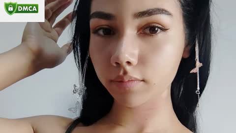 Snapshot of abbi_moon chatting on December 5, 2024, 4:55 pm Martina online show from December 5, 2024, 4:55 pm