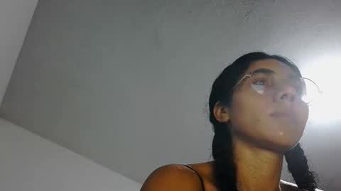 Snapshot of abbi_moon chatting on December 7, 2024, 10:34 am Martina online show from December 7, 2024, 10:34 am