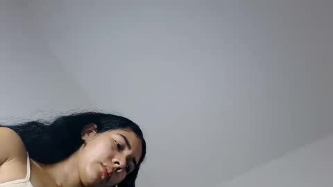 Snapshot of abbi_moon chatting on December 8, 2024, 2:52 pm Martina online show from December 8, 2024, 2:52 pm