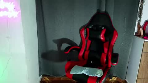 Abbi mooncb online show from February 2, 2026, 1:10 pm