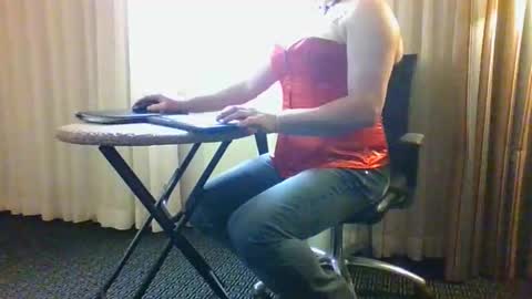 Abbie Cross online show from May 14, 2026, 11:00 pm