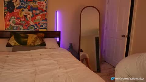 Abbie online show from March 12, 2025, 8:10 pm