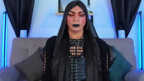Abbigail Fuster  online show from May 12, 2026, 10:45 am