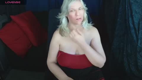 AbbiNatural online show from April 12, 2026, 5:18 pm