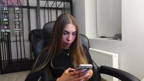 ABBY LAKER online show from October 9, 2025, 4:49 pm