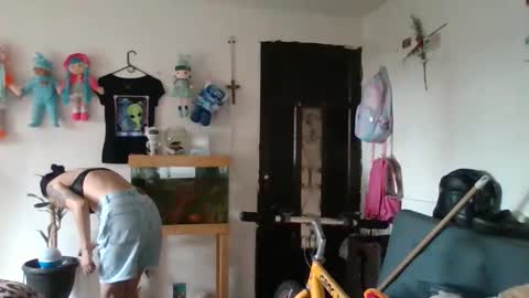 Abby online show from May 4, 2026, 7:10 pm