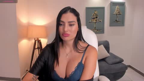 Snapshot of abbydalton chatting on February 18, 2025, 3:32 pm Abby Dalton  online show from February 18, 2025, 3:32 pm