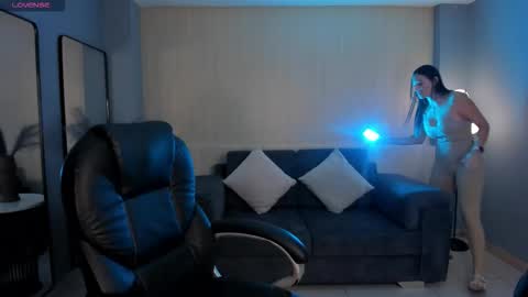 Snapshot of abbydalton chatting on September 21, 2025, 5:36 pm Abby Dalton  online show from September 21, 2025, 5:36 pm