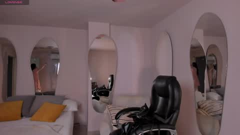 Abby Dalton  online show from March 27, 2026, 7:02 pm