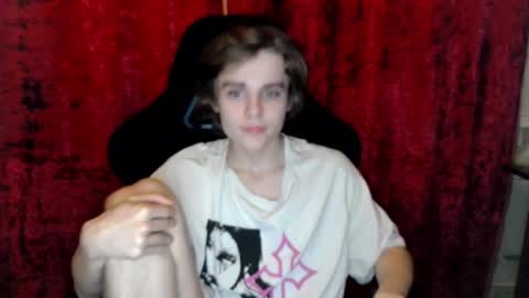 abbysal_blade online show from December 15, 2024, 9:56 am