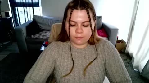 abbyvibe online show from October 16, 2025, 2:07 pm