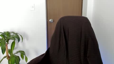 Independence model AbelAsburgo online show from October 10, 2025, 6:18 pm