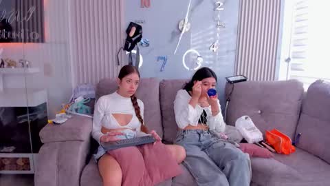 abella_as_ online show from March 21, 2026, 1:58 pm