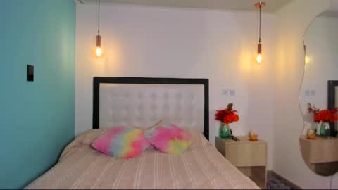  Abella and Kendra  online show from November 26, 2025, 9:05 pm