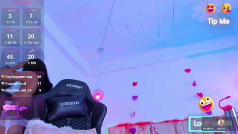 abelladgr online show from February 17, 2025, 5:47 am