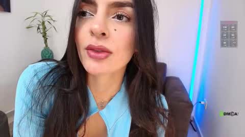Snapshot of abigail_cruz_ chatting on September 14, 2025, 9:14 pm Abigail online show from September 14, 2025, 9:14 pm