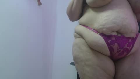 abigail_jhonss online show from April 21, 2026, 9:28 pm