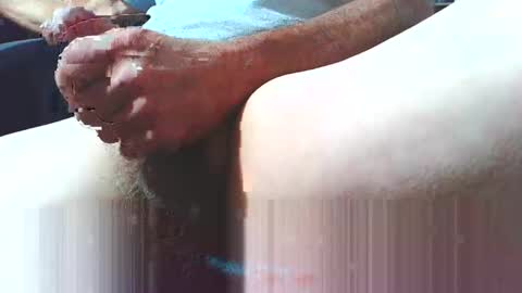 Snapshot of abigbearmeat296217 chatting on October 19, 2025, 6:47 am abigbearmeat296217 online show from October 19, 2025, 6:47 am