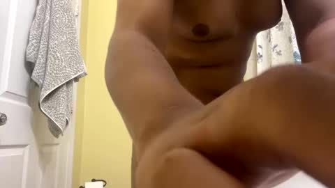 aboveaverage39 online show from October 1, 2025, 12:11 pm