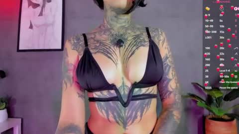 Snapshot of abril_facchini chatting on June 13, 2026, 6:50 pm Abril Facchini online show from June 13, 2026, 6:50 pm