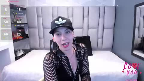 Abril Fox online show from June 5, 2026, 7:41 pm