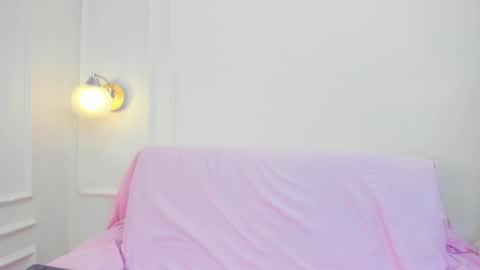 Abril jones online show from February 13, 2025, 4:43 am