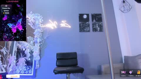 Abril  online show from December 22, 2024, 10:38 am