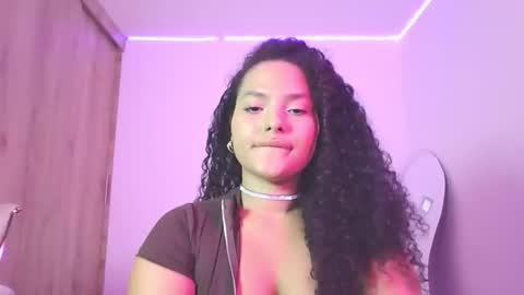 Abril  online show from October 10, 2025, 6:56 am