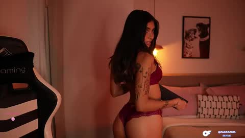 Snapshot of abril_w18 chatting on January 9, 2026, 11:17 pm My name is Alexa. Please say hello I like to chat with you. If you have requests please use tip online show from January 9, 2026, 11:17 pm