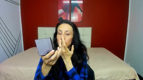 ABRIL online show from February 18, 2025, 7:52 pm