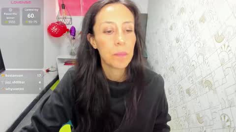 ABRIL online show from March 11, 2025, 7:25 pm