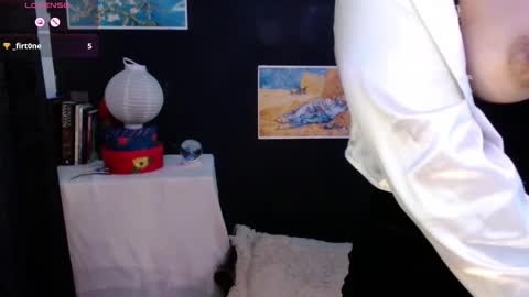 Absenta vert online show from November 11, 2025, 11:38 pm