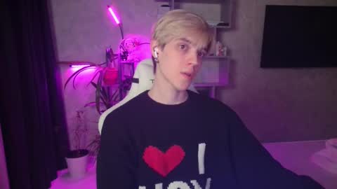 Nick online show from February 11, 2026, 10:48 pm