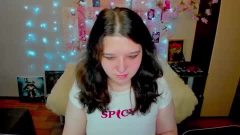 Kate online show from May 18, 2026, 11:32 pm