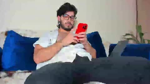 R. online show from December 27, 2024, 7:03 pm