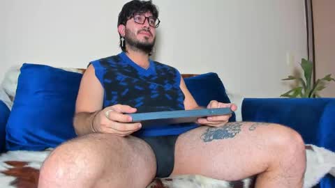 R. online show from January 12, 2025, 10:02 am