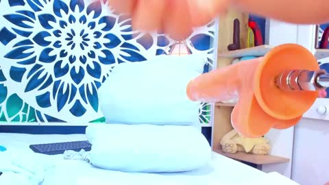 adaly_ online show from January 27, 2025, 8:07 pm