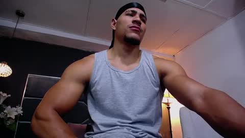 Snapshot of adam_fit19cm chatting on September 13, 2025, 2:06 pm adam_fit19cm online show from September 13, 2025, 2:06 pm