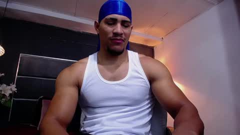 Snapshot of adam_fit19cm chatting on September 17, 2025, 2:19 pm adam_fit19cm online show from September 17, 2025, 2:19 pm