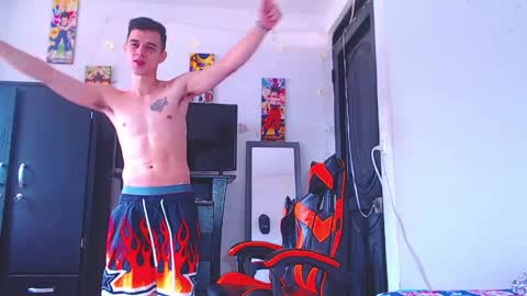 adam hot11 online show from April 10, 2026, 3:28 pm