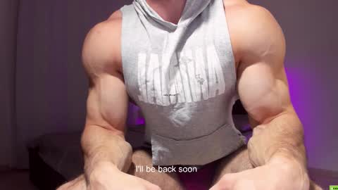 Snapshot of adam_muscle_ chatting on January 17, 2026, 4:22 pm Adam online show from January 17, 2026, 4:22 pm