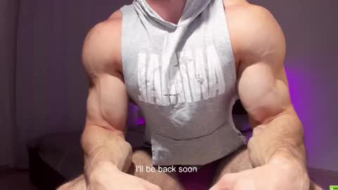 Snapshot of adam_muscle_ chatting on February 24, 2026, 3:10 pm Adam online show from February 24, 2026, 3:10 pm